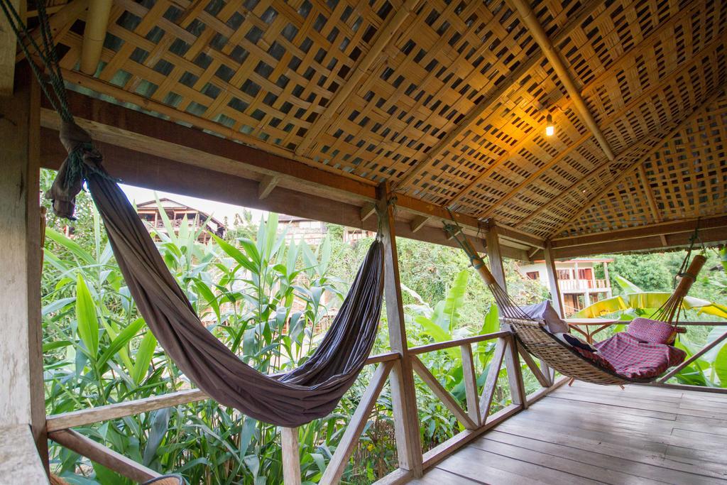 Отель Champa Lao Bungalows Ванг-Виенг Экстерьер фото