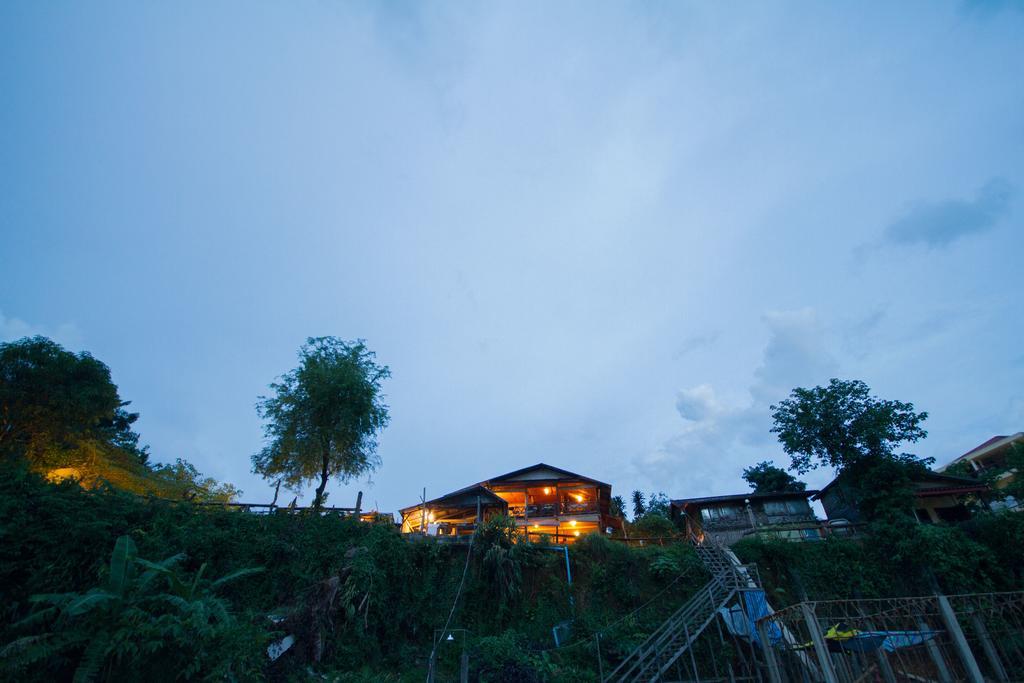 Отель Champa Lao Bungalows Ванг-Виенг Экстерьер фото