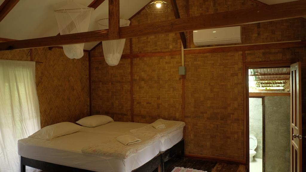 Отель Champa Lao Bungalows Ванг-Виенг Экстерьер фото