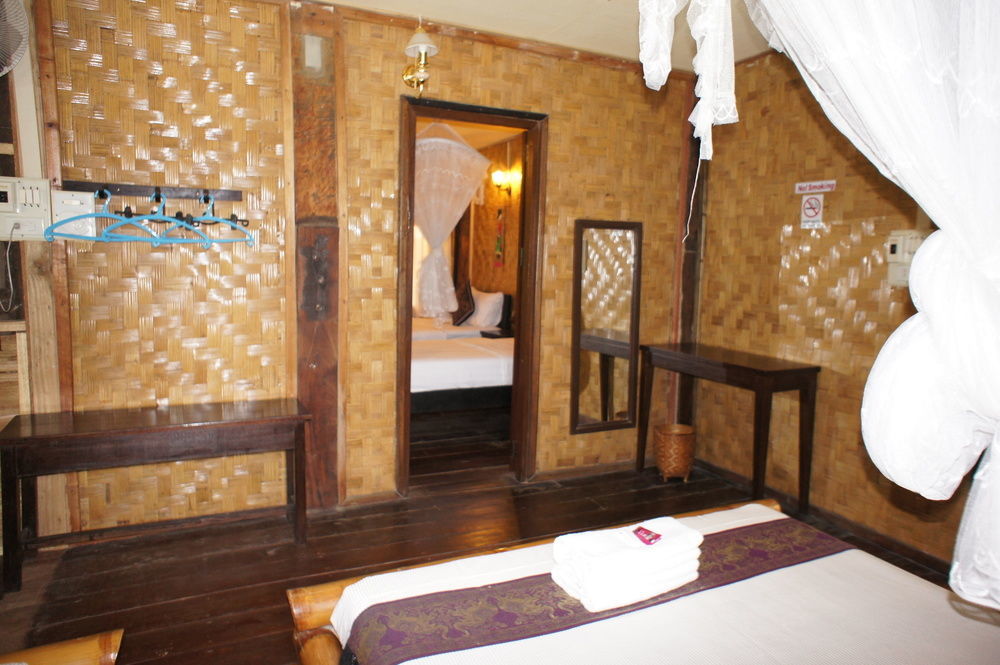 Отель Champa Lao Bungalows Ванг-Виенг Экстерьер фото
